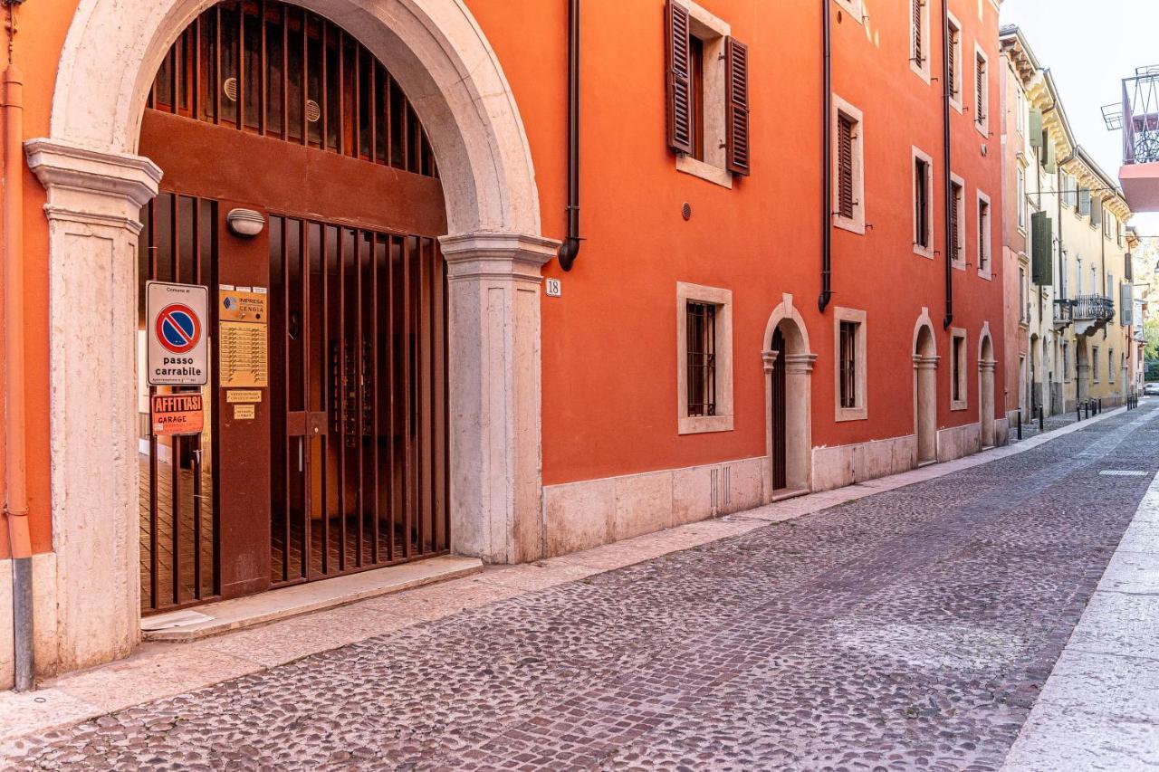 Casa Nicola Ai Filippini Appartement Verona Buitenkant foto